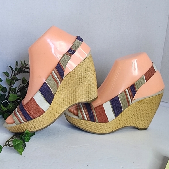 Anne Klein Fortuna Stripe Fabric Slingback Rattan Wedge Sandals Boho 6M - Picture 3 of 11
